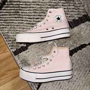 Converse Women's Light Pink Platform Sneakers